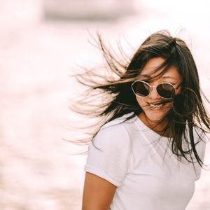 Meet your Posher, Hana